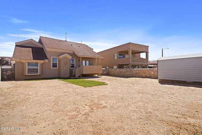 Building Photo - 12705 Tierra Flores Dr