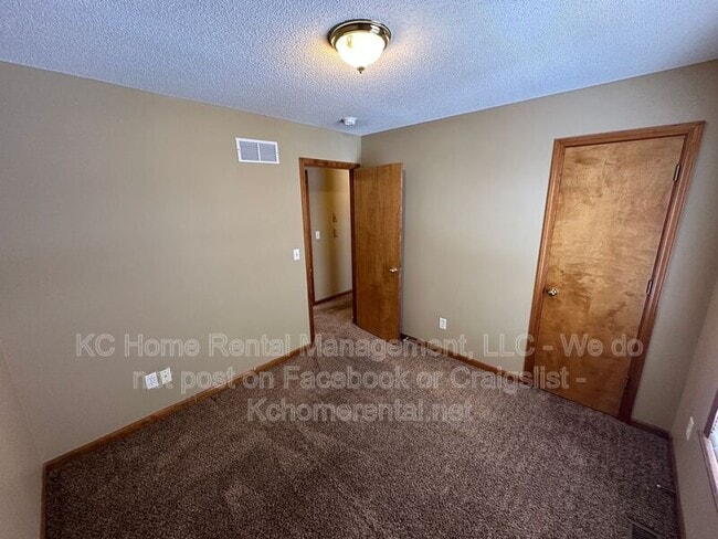 Building Photo - 7307 Rymeg Cir