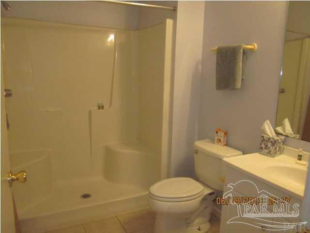 Building Photo - 3428 Riverside Dr