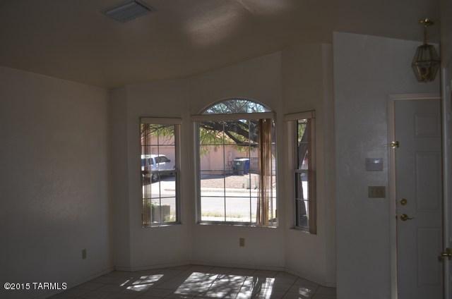 Building Photo - 9127 E Wolfberry St