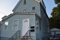 Building Photo - 100 Randolph St