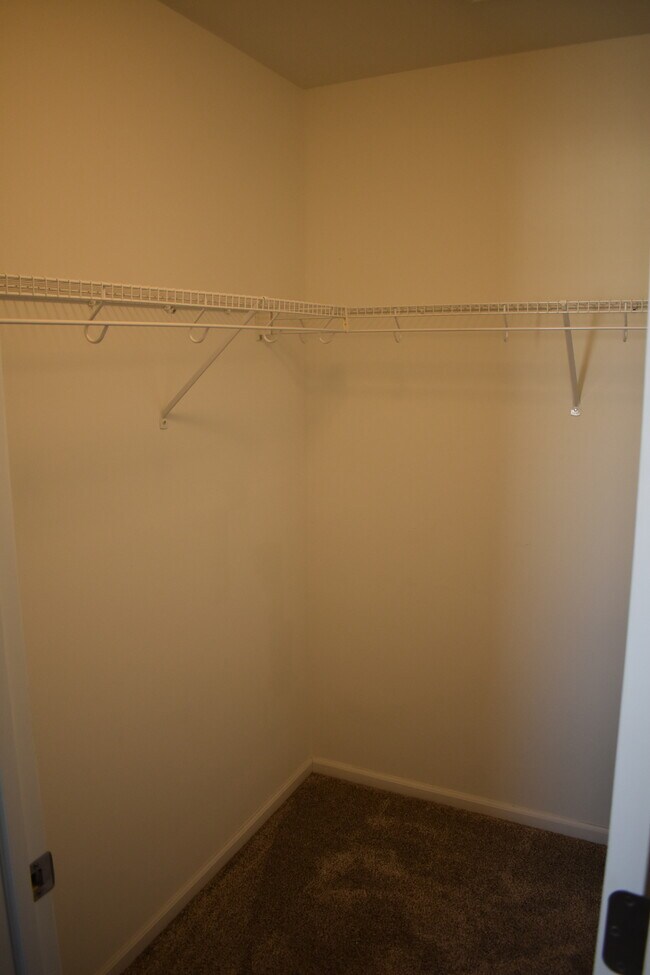 Building Photo - 5294 Platinum Dr