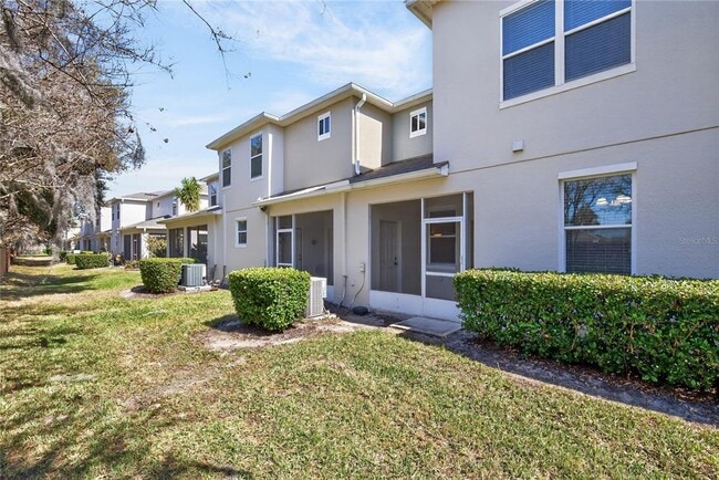 Building Photo - 1519 Priory Cir