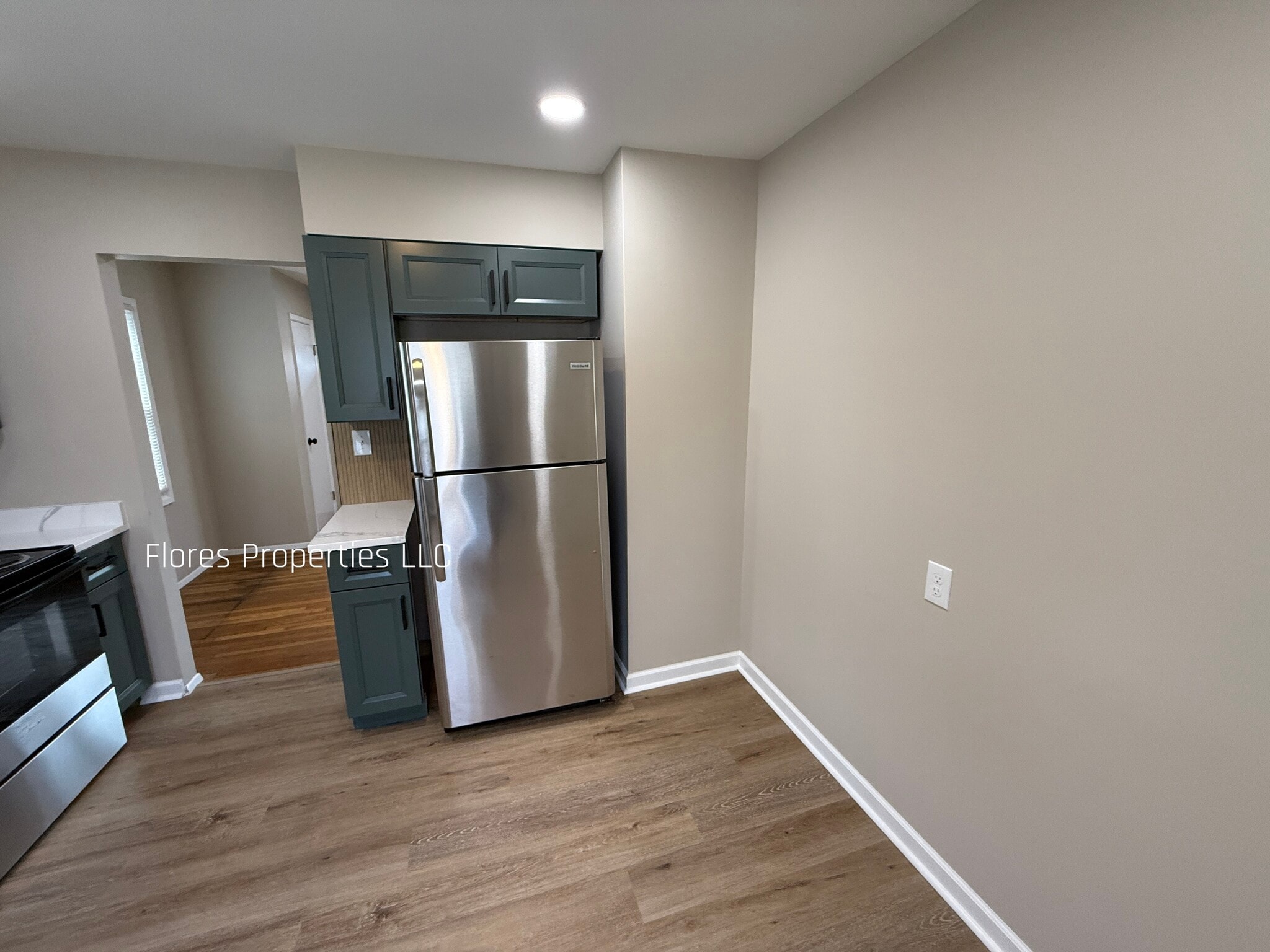 Building Photo - 1136 Pauline Ave