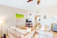 Building Photo - 3601 E Bay Dr