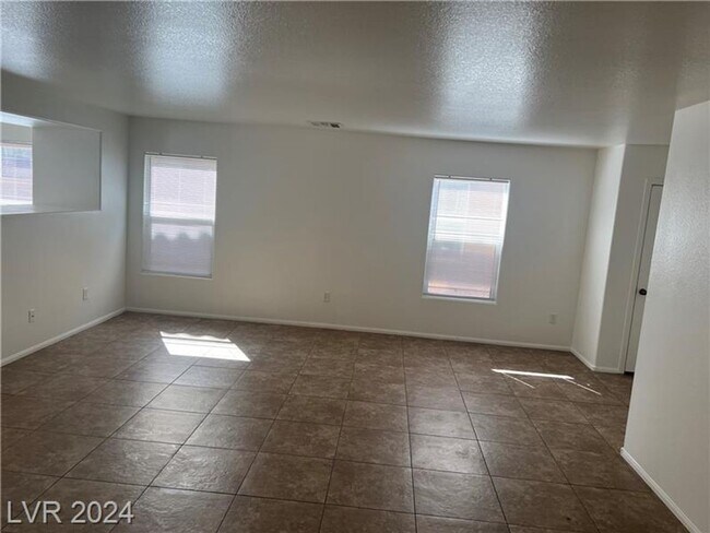 Building Photo - Aliante Two Story Home