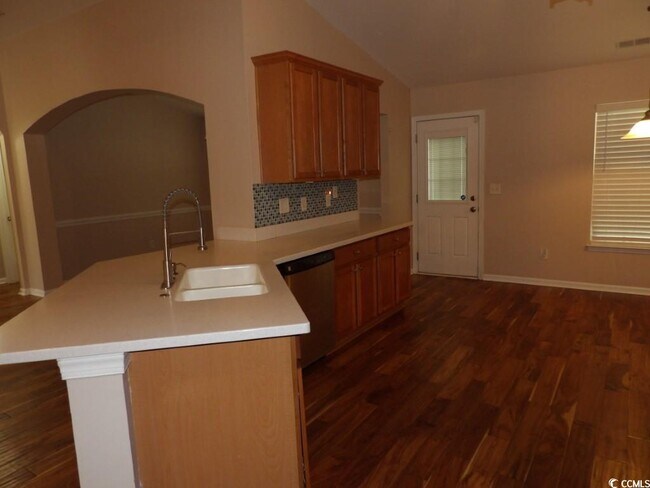 Building Photo - 188 Devonbrook Pl