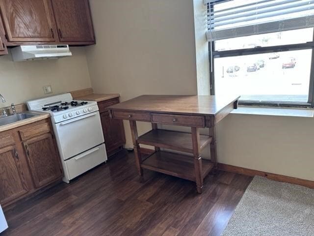 Building Photo - 9 Montello St