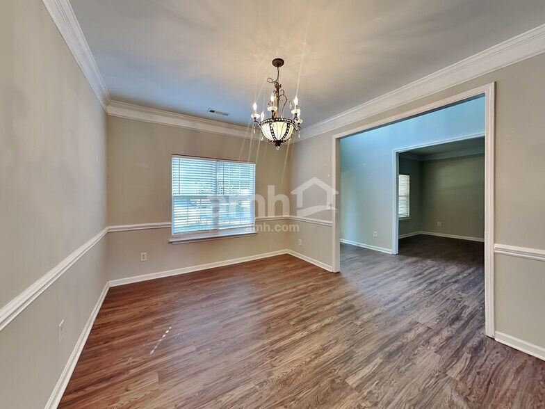 Building Photo - 5716 Parkstone Drive