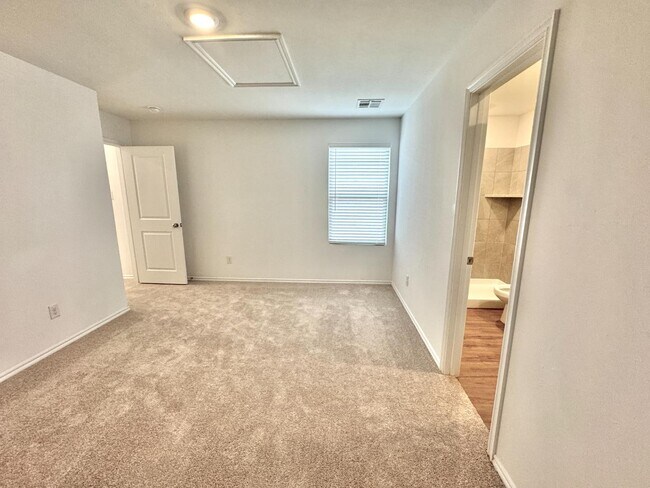 Building Photo - 3307 NW 149th St