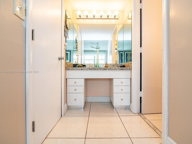 Building Photo - 2401 S Ocean Dr