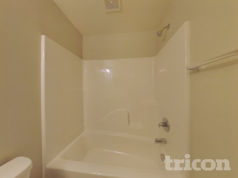 Building Photo - 2530 Calabash Dr