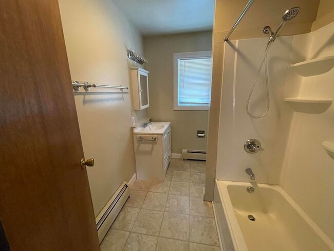 Building Photo - 57 Crossman Dr