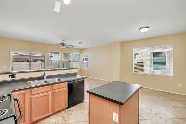 Building Photo - Gilbert rental