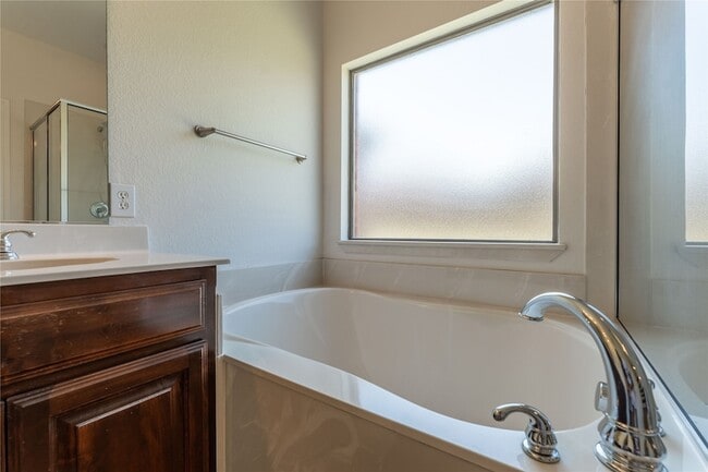 Building Photo - 2401 Spruce Springs Way