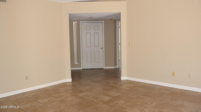 Building Photo - 9750 N 94th Pl