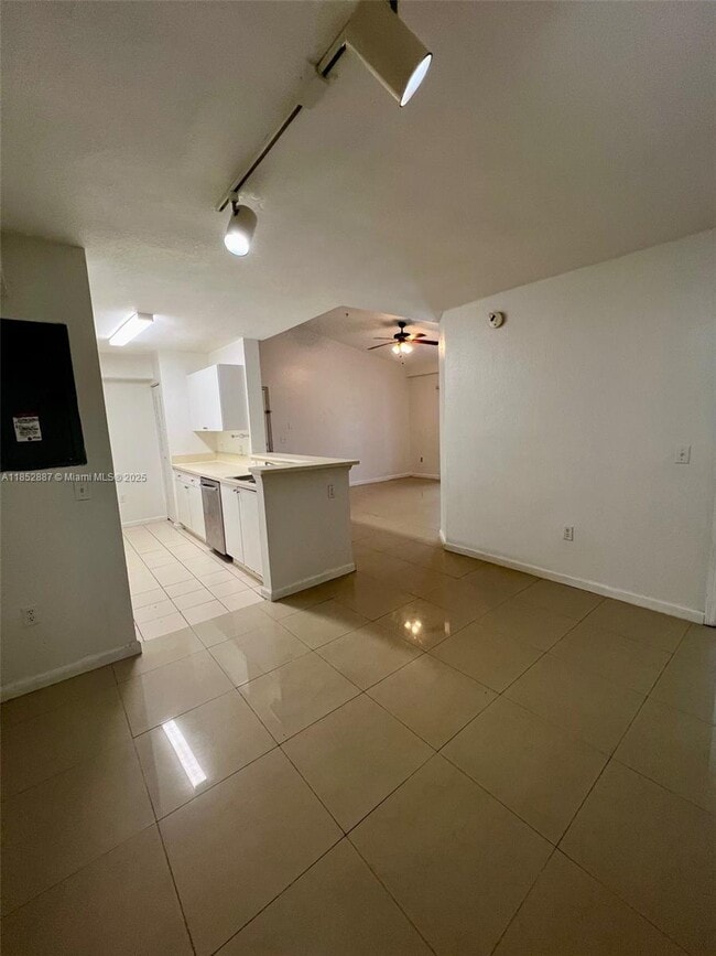 Building Photo - 15400 SW 284th St
