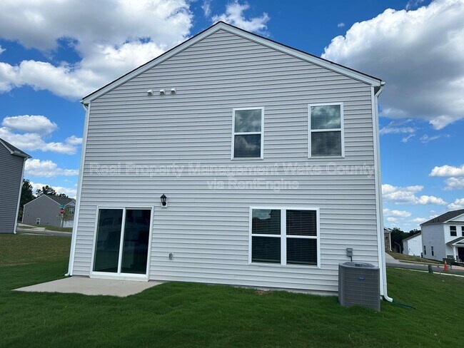 Building Photo - 3604 Sorda Ct