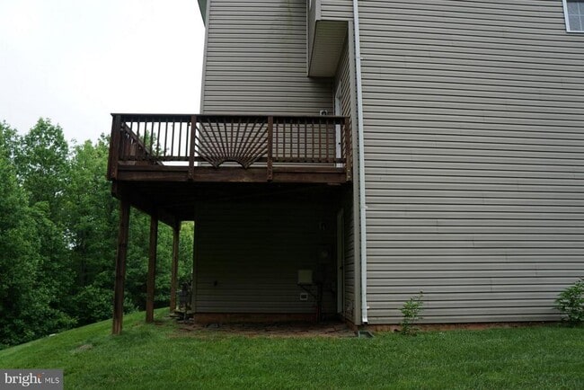 Building Photo - 20515 Blue Heron Terrace