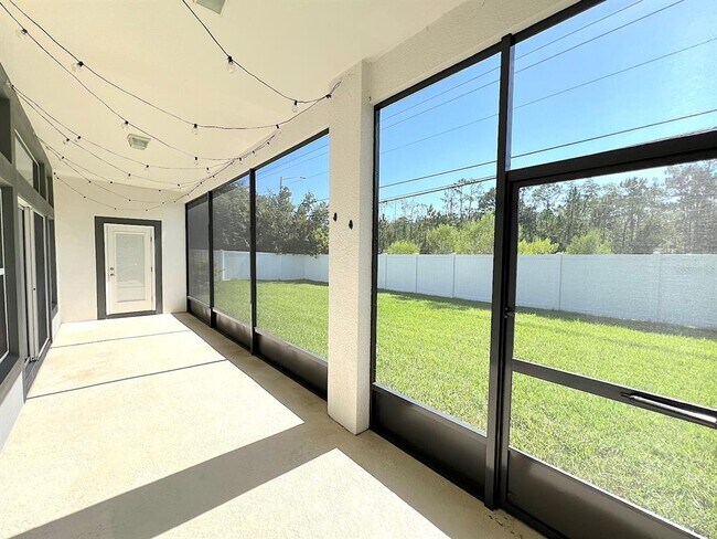 Building Photo - 24 E Diamond Dr