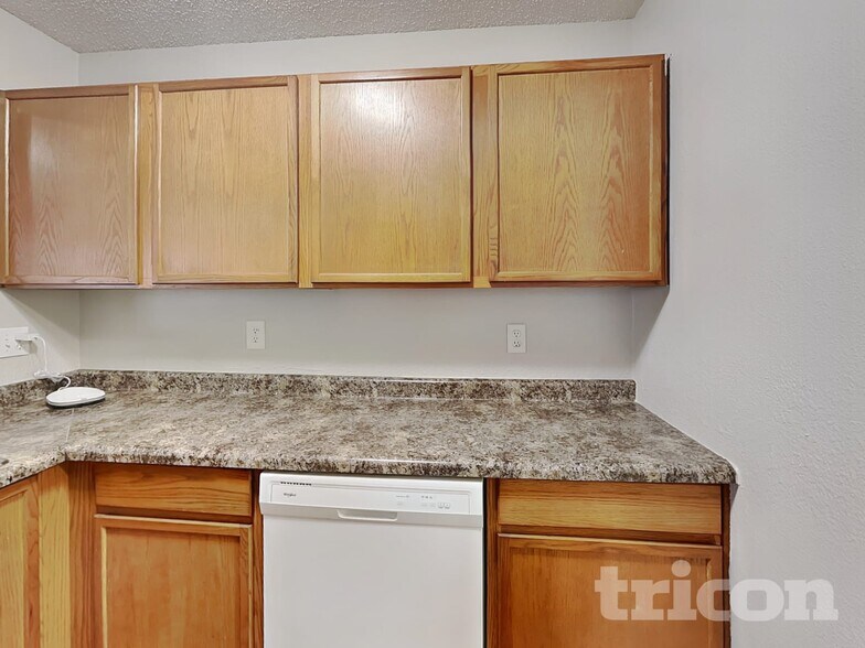 Building Photo - 2729 Redland Ln