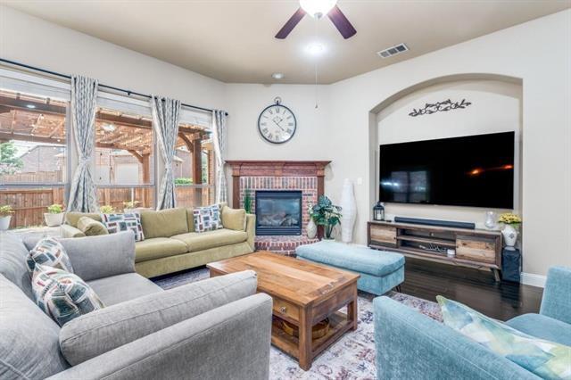 Building Photo - 7219 Comal Dr