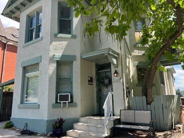 Building Photo - 1242 E S Temple St