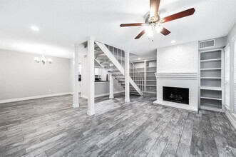 Building Photo - 5532 Beverly Hill St