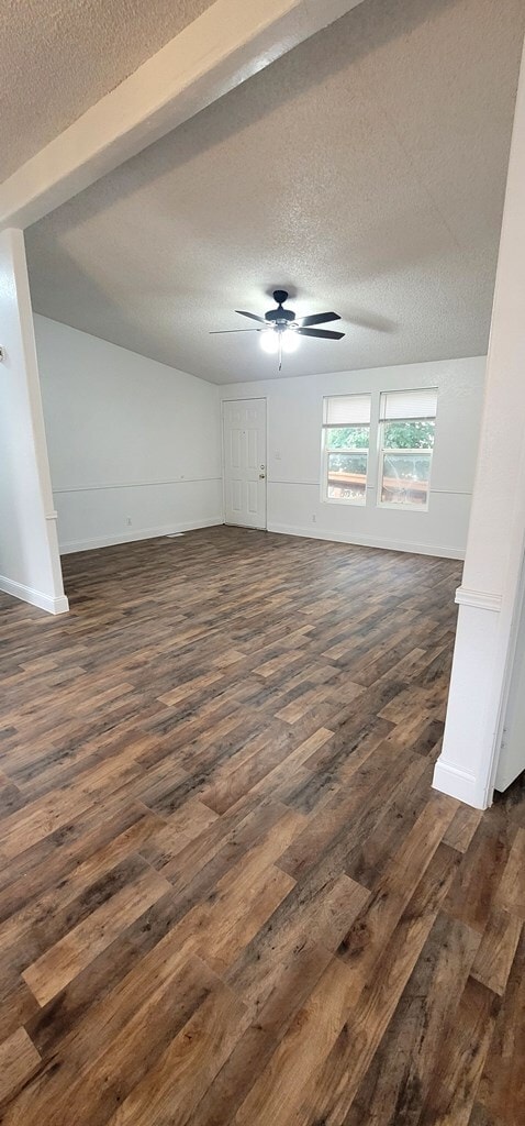 Building Photo - 7100 Airline Dr
