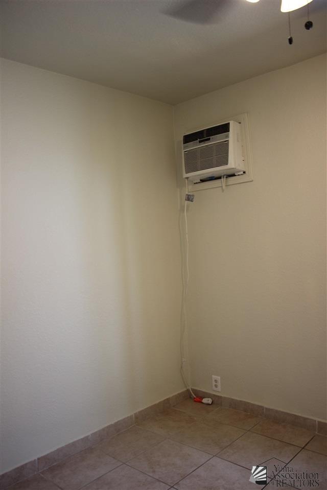 Building Photo - 610 S Orange Ave