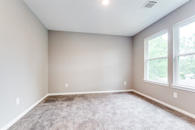 Building Photo - 4015 Sam Houston Rd