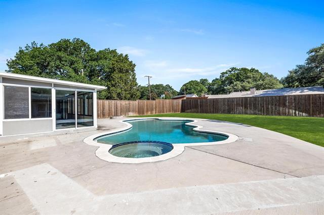 Building Photo - 7629 Spring Valley Rd