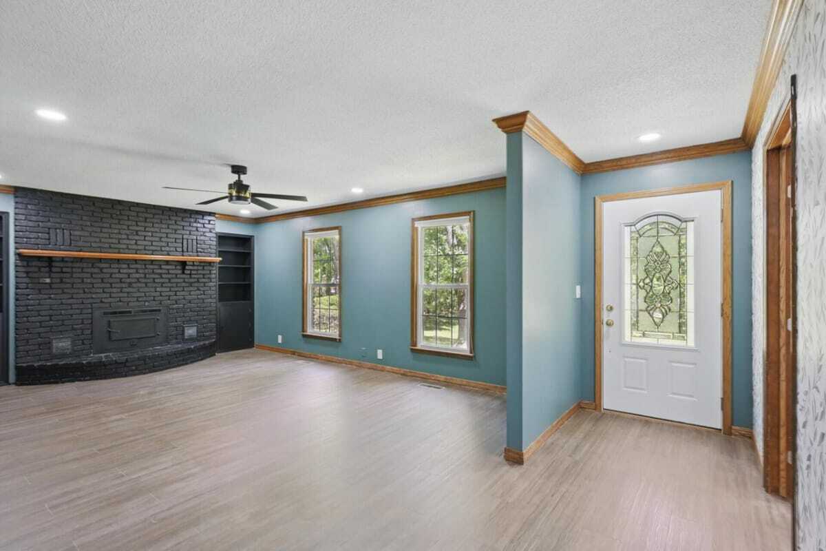 Building Photo - 1306 Marion Dr