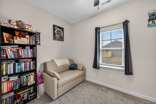 Building Photo - 312 Cotton Hl Pl