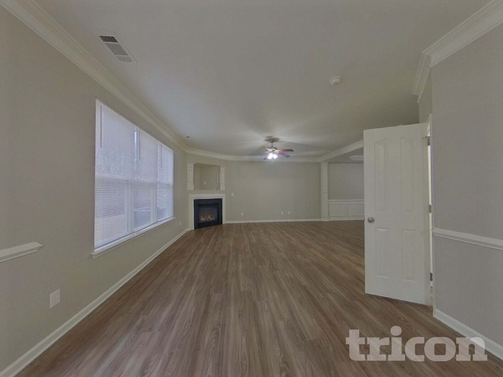 Building Photo - 11709 Oak St