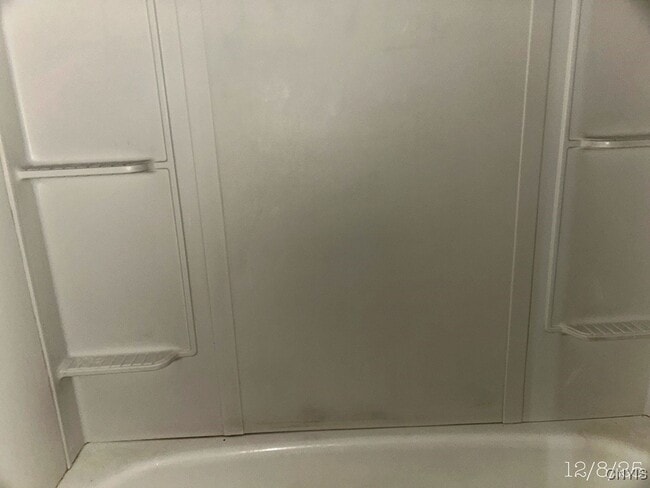 Building Photo - 335 Church St