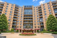 Building Photo - 8380 Greensboro Dr