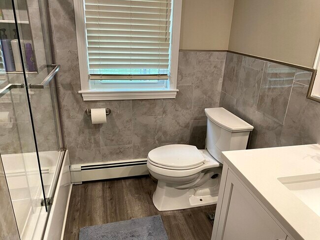 Building Photo - 15 Winchester Dr