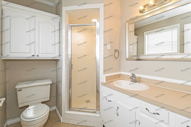 Building Photo - 6929 Mccoy Dr