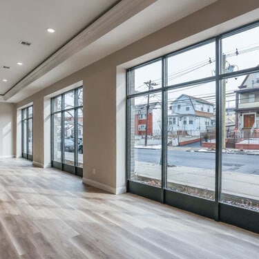 Building Photo - Stadium Rose Apartments