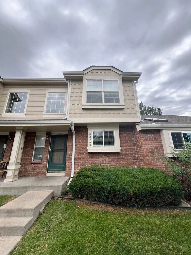 Building Photo - 2-Story Townhome for Rent in Quail Run
