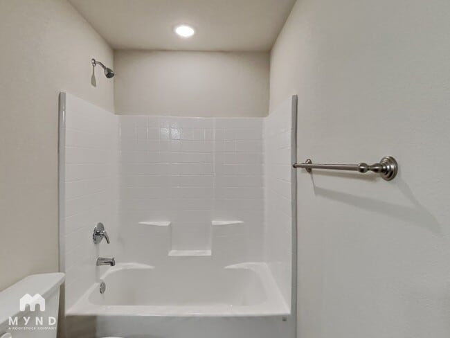 Building Photo - 779 Rolling Terrace Cir