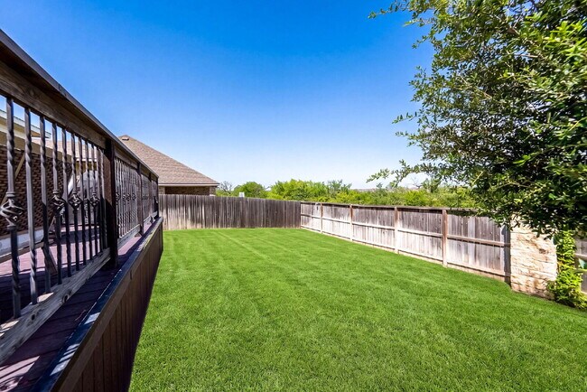 Building Photo - Custom Deck, Custom Closet, Custom Kind of Living