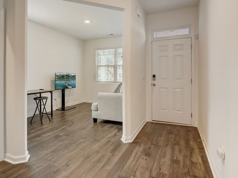 Building Photo - 133 Grafton St