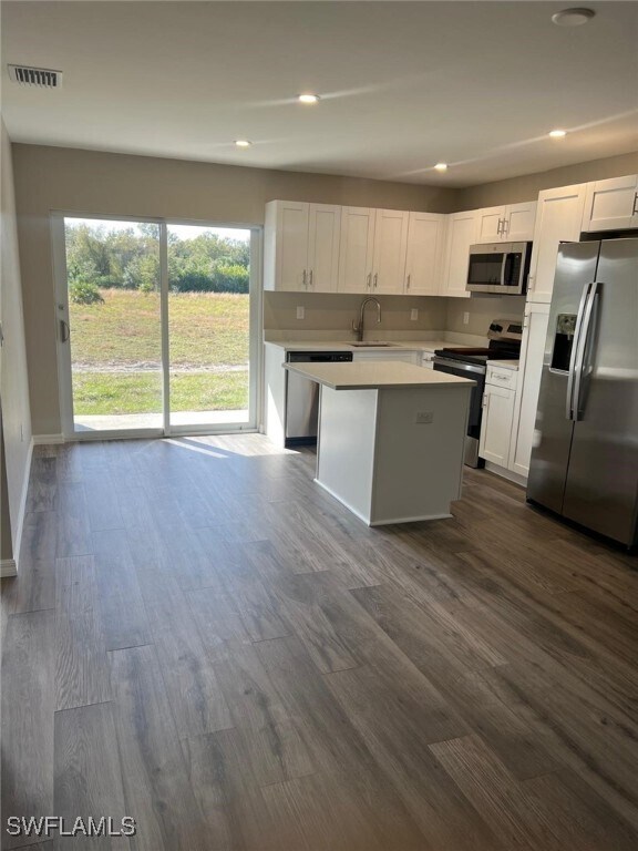 Building Photo - 374 Compese Ave S