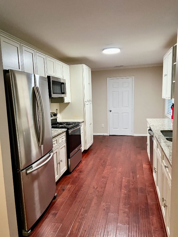 Building Photo - 6212 Long Pine Dr