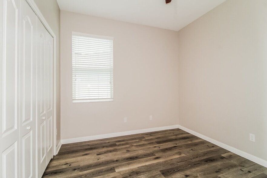 Building Photo - 5722 Quinton Way