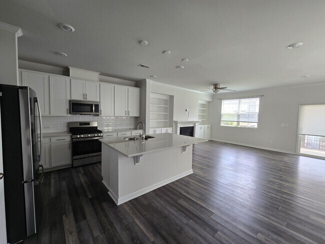 Building Photo - 6318 Arpeggio Pl