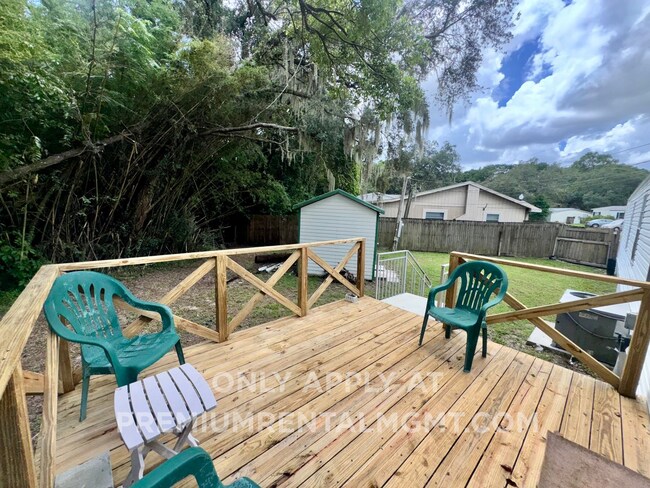 Building Photo - 641 Bayou Dr