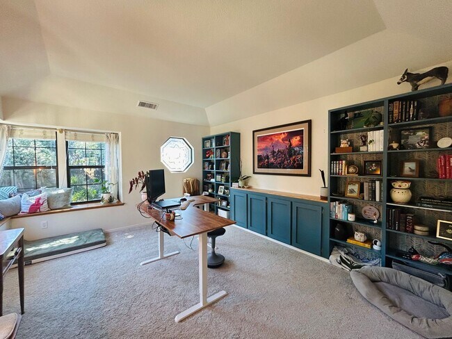 Building Photo - Spacious 4 Bedroom Home in Gated Somerset Hills – 3-Car Garage & Large Backyard